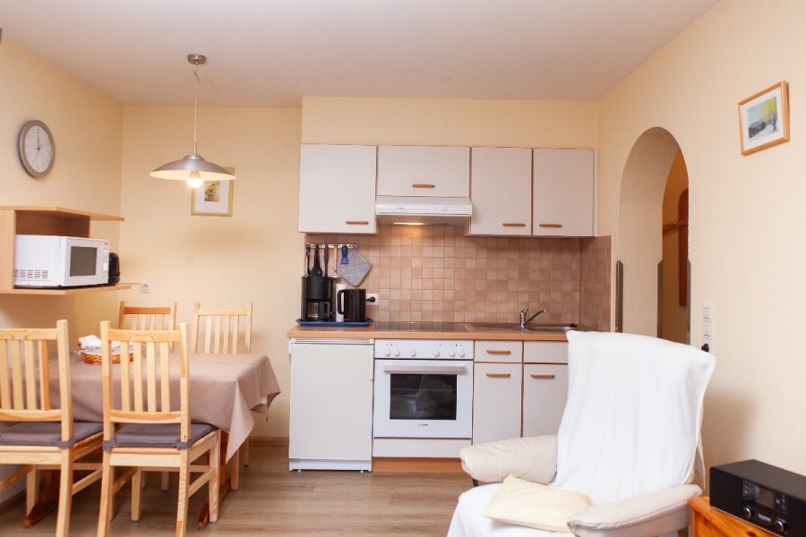 Wohnbereich, Küche, Essbereich, Ferienwohnung, Ferienhaus, Schwarzwald, Haus Keller Ferienwohnungen