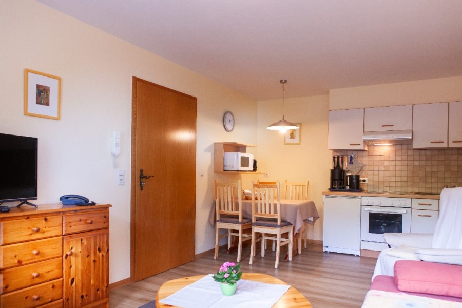 Wohnbereich, Küche, Essbereich, Ferienwohnung, Ferienhaus, Schwarzwald, Haus Keller Ferienwohnungen